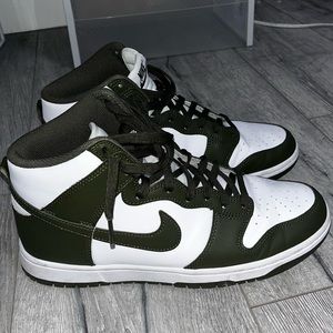 Nike Dunks High Retro Cargo Khaki
